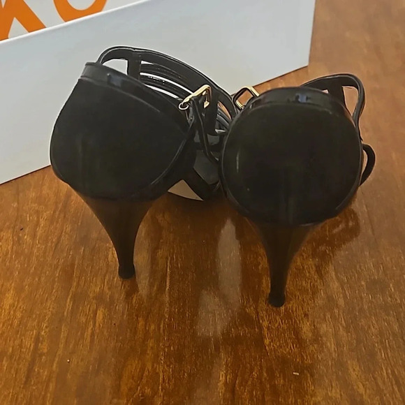 Michael Kors Patent Leather & Suede Heels - Picture 6 of 10